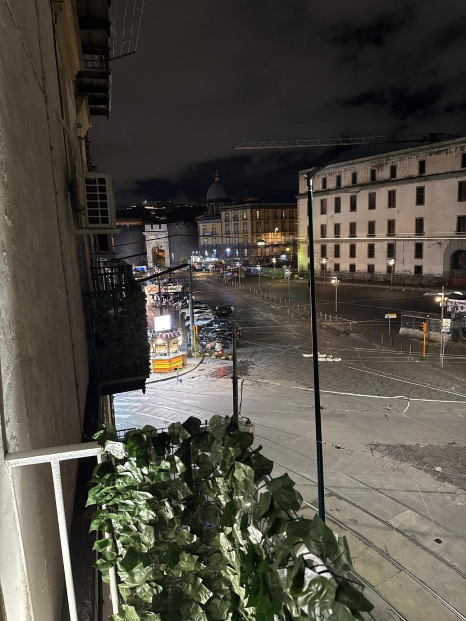 Il Regno Di Napoli Hotel Buitenkant foto