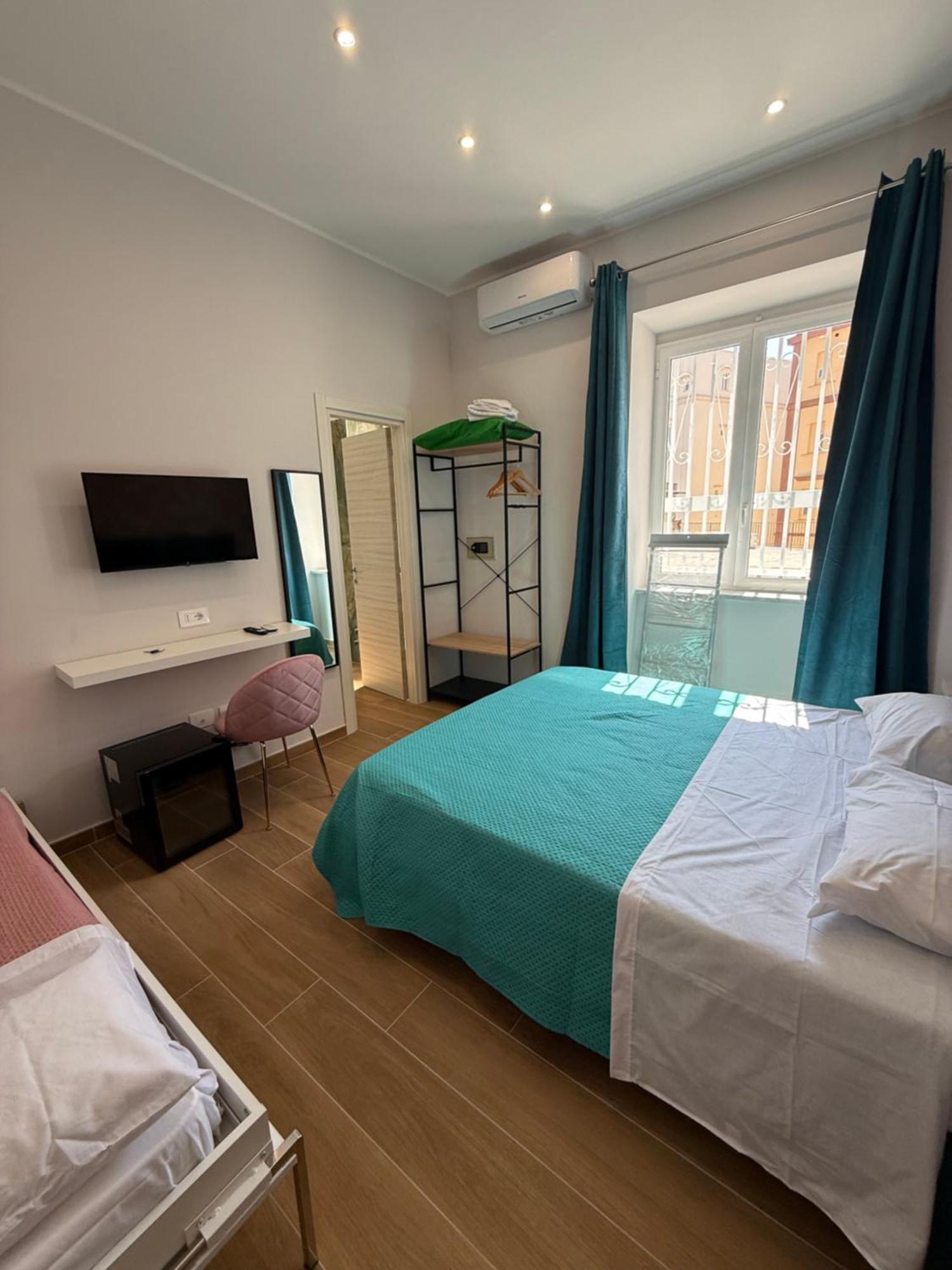 Il Regno Di Napoli Hotel Buitenkant foto
