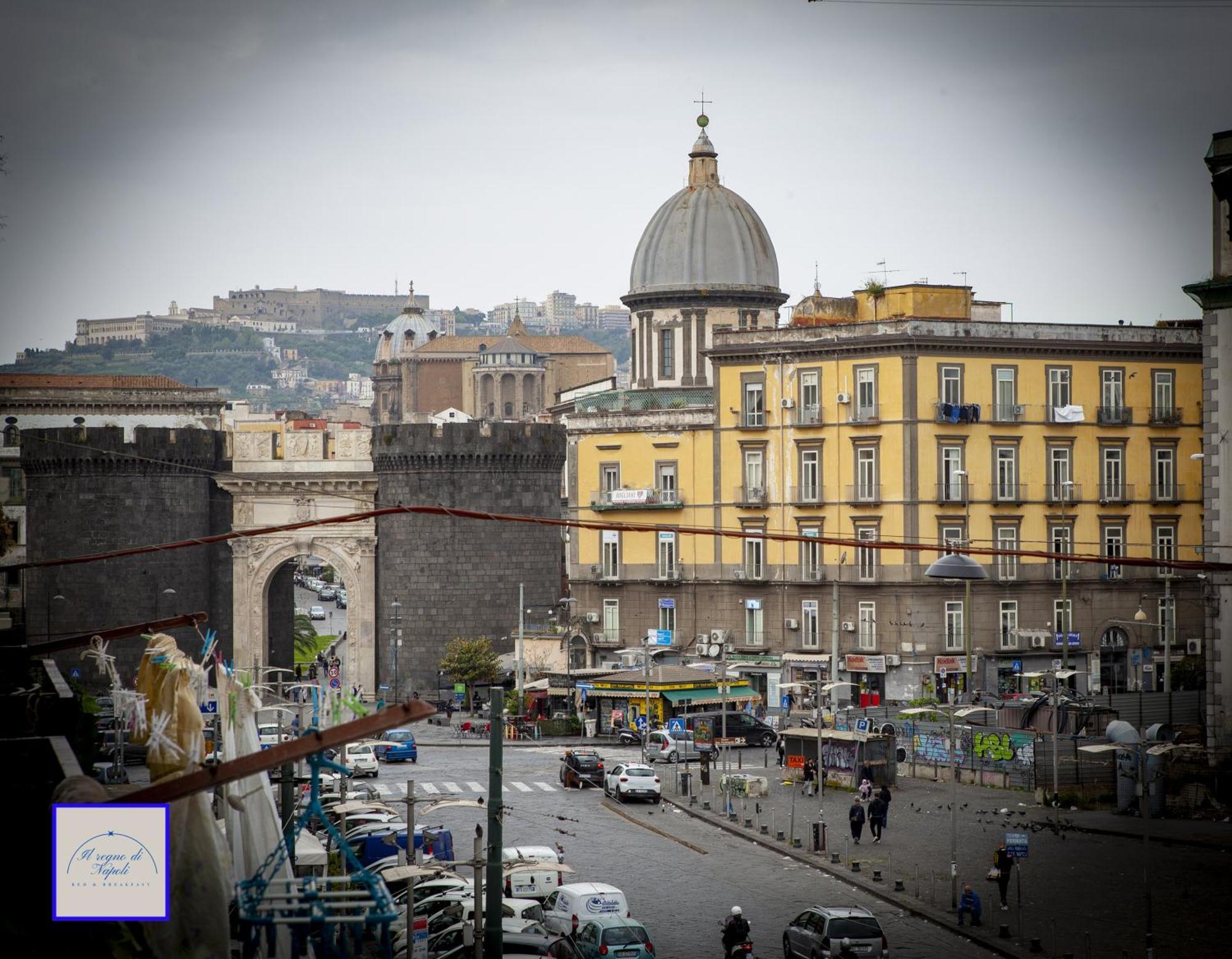Il Regno Di Napoli Hotel Buitenkant foto