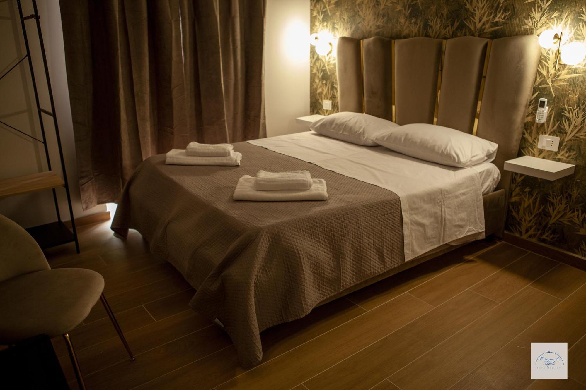 Il Regno Di Napoli Hotel Buitenkant foto
